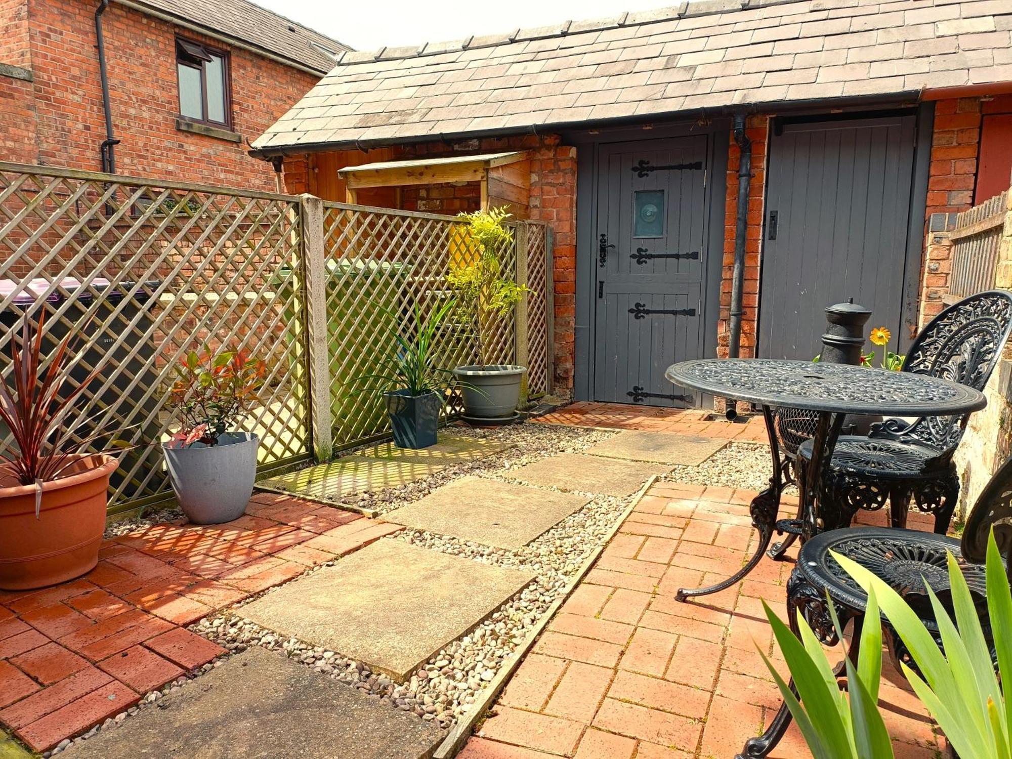 Charming Terrace Home In Whitchurch Whitchurch  Exteriör bild